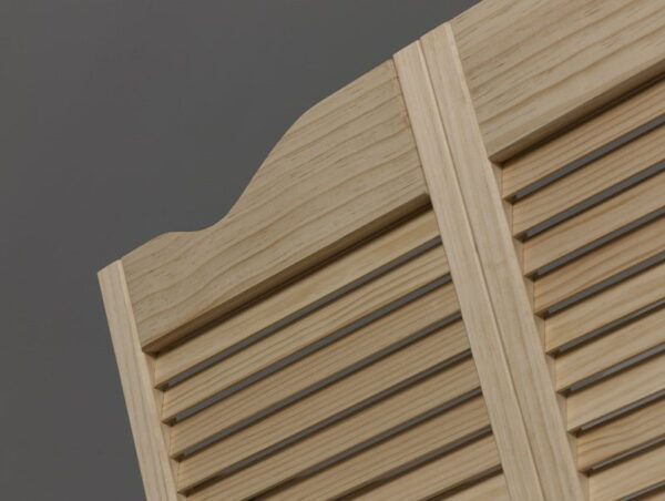 Louvered Cafe - Image 2